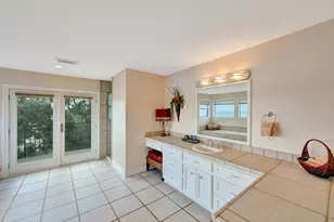 18718 Martinique Dr, Houston, TX 77058 - Photo 21