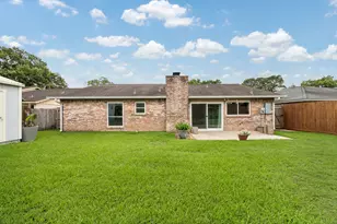 16407 Brookford Dr, Houston, TX 77059 - Photo 9