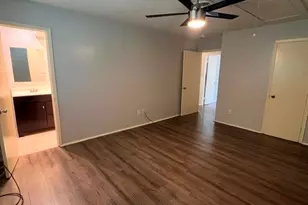 9543 Beverly Hill St, Houston, TX 77063 - Photo 11