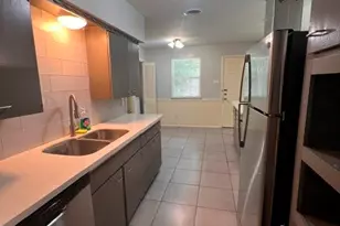 9543 Beverly Hill St, Houston, TX 77063 - Photo 7