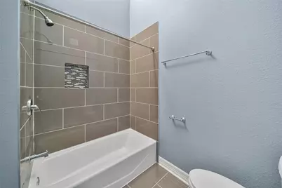 2306 Pleasant Creek Drive, Houston, TX 77345 - Photo 43