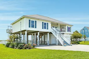 3610 Indian Beach Dr, Galveston, TX 77554 - Photo 3