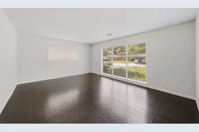 2206 Ansbury Drive, Houston, TX 77018 - Photo 9