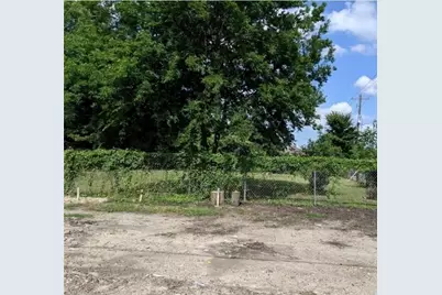 2002 Jensen Drive, Houston, TX 77026 - Photo 7