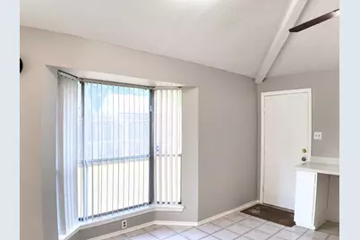 10070 Green Valley Lane, Houston, TX 77064 - Photo 11