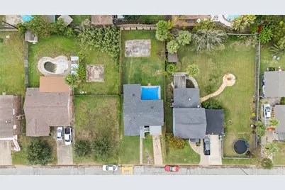 1901 Bayou Homes Drive, Galveston, TX 77551 - Photo 41