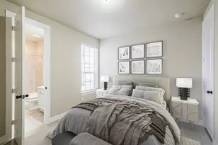 11005 Cres Light Way, Houston, TX 77043 - Photo 13