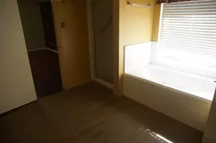 1402 Hunter Ridge Ct, Fresno, TX 77545 - Photo 19