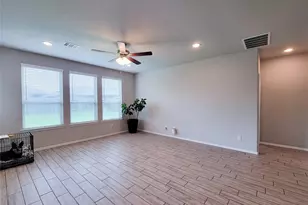 24811 Crimson Pine Dr, Houston, TX 77336 - Photo 21