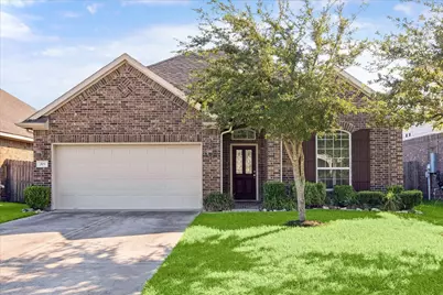 205 Brookwood Park Lane, Dickinson, TX 77539 - Photo 1