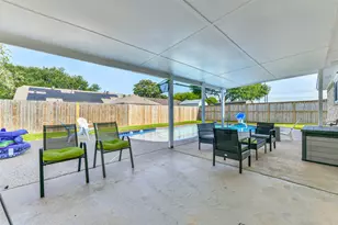 3205 Brookhurst Ln, Deer Park, TX 77536 - Photo 9