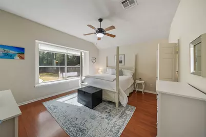 122 W Russet Grove Circle, The Woodlands, TX 77384 - Photo 17