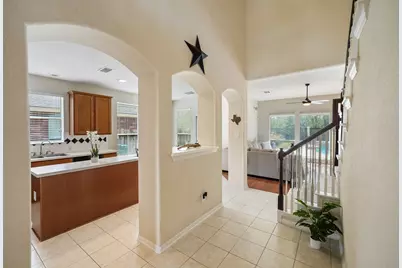 122 W Russet Grove Circle, The Woodlands, TX 77384 - Photo 9