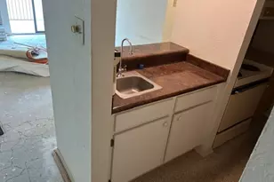 5001 Lamonte Ln, Houston, TX 77092 - Photo 9