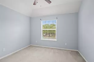 12031 Piney Bend Dr, Tomball, TX 77375 - Photo 11