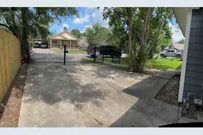 1102 14th Street, Galena Park, TX 77547 - Photo 13