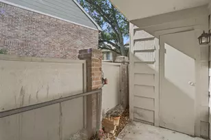 2800 Jeanetta St, Houston, TX 77063 - Photo 33