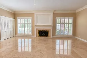 13411 W Carousel Ct, Houston, TX 77041 - Photo 9