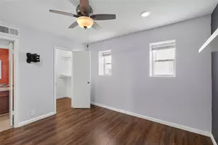 215 Postoffice, Galveston, TX 77550 - Photo 15