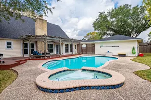 15411 Woodcote Ct, Houston, TX 77062 - Photo 25