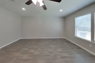 3310 Havenwood Chase Ln, Pearland, TX 77584 - Photo 3