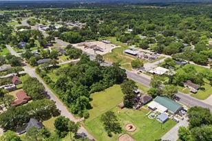 1726 13th St, Hempstead, TX 77445 - Photo 35