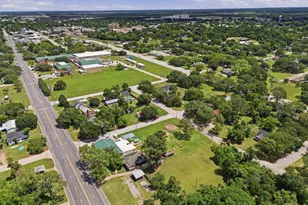 1726 13th St, Hempstead, TX 77445 - Photo 33