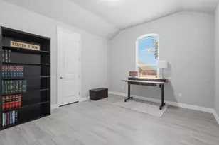 30523 Setterfeld Cir, Fair Oaks Ranch, TX 78015 - Photo 29