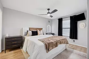 1114 Tiki Dr, Tiki Island, TX 77554 - Photo 15