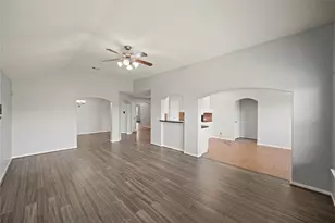 2910 Halcyon Time Trail, Houston, TX 77045 - Photo 15