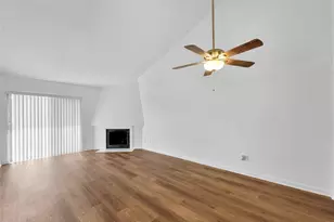 10075 Westpark Dr, Houston, TX 77042 - Photo 3