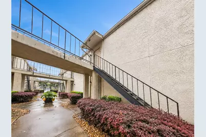 10075 Westpark Drive #9, Houston, TX 77042 - Photo 9