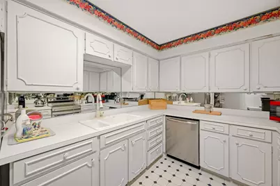5050 Ambassador Way #201, Houston, TX 77056 - Photo 5