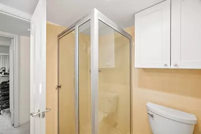 5050 Ambassador Way #201, Houston, TX 77056 - Photo 15
