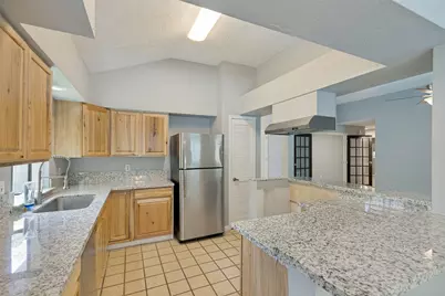 2803 Parkwood Manor Drive, Houston, TX 77339 - Photo 9