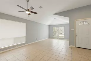 2803 Parkwood Manor Dr, Houston, TX 77339 - Photo 3