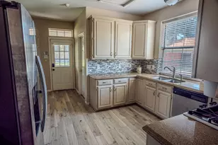 57 N Calla Lily Ct, Lake Jackson, TX 77566 - Photo 21