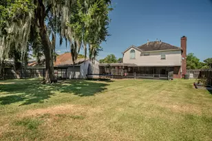 57 N Calla Lily Ct, Lake Jackson, TX 77566 - Photo 39