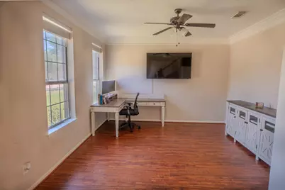 57 N Calla Lily Court, Lake Jackson, TX 77566 - Photo 9