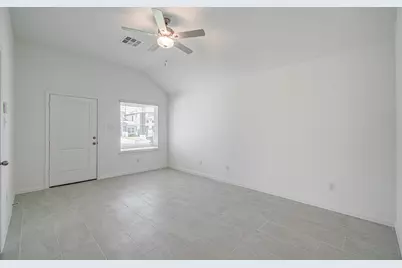 14239 Aston Pine Drive, Houston, TX 77032 - Photo 9