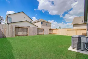 14239 Aston Pne Dr, Houston, TX 77032 - Photo 25