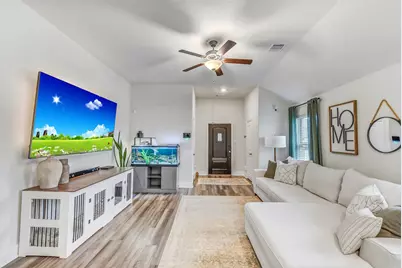 25734 Bottlebrush Sedge Street, Katy, TX 77493 - Photo 11