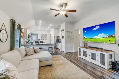 25734 Bottlebrush Sedge Street, Katy, TX 77493 - Photo 9