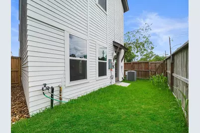 7508 Carver Road #E, Houston, TX 77088 - Photo 23
