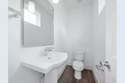 7508 Carver Road #E, Houston, TX 77088 - Photo 9