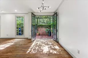 1601 Norfolk St, Houston, TX 77006 - Photo 9