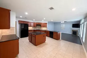 2323 Jerome Rd, League City, TX 77573 - Photo 7