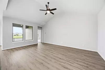 2512 Seneca Lake Drive, La Marque, TX 77568 - Photo 9