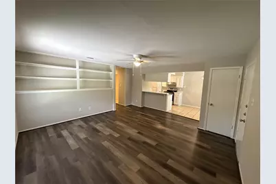 318 S Poplar Street #3, Tomball, TX 77375 - Photo 3