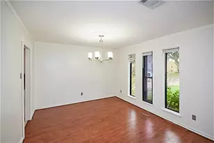 2814 Field Line Dr, Sugar Land, TX 77479 - Photo 9